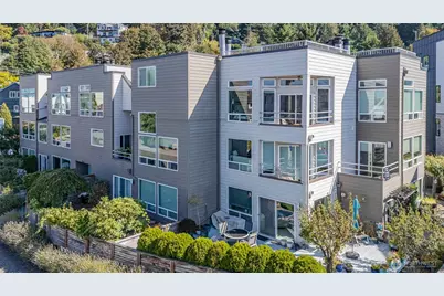 4004 Beach Drive SW #302, Seattle, WA 98116 - Photo 1