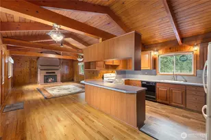 34412 Mountain Hwy E, Eatonville, WA 98328 - Photo 9