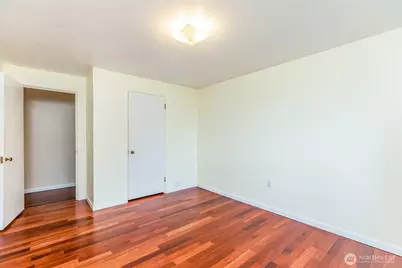 1800 Taylor Avenue N #305, Seattle, WA 98109 - Photo 15
