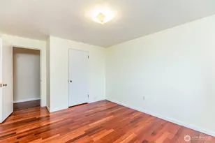 1800 Taylor Ave N, Seattle, WA 98109 - Photo 15