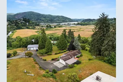 932 Minnesota Street, South Bend, WA 98586 - Photo 3