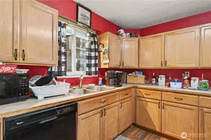 304 Harris St, Kelso, WA 98626 - Photo 17