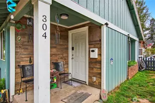 304 Harris St, Kelso, WA 98626 - Photo 3