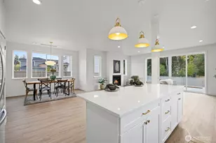 225 N 54th Pl, Mount Vernon, WA 98273 - Photo 9