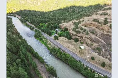 850 Highway 142, Lyle, WA 98635 - Photo 3