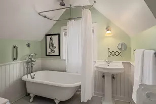 1617 Federal Ave E, Seattle, WA 98102 - Photo 21