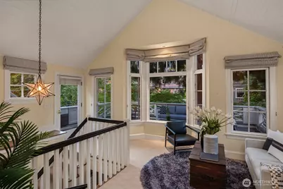 1617 Federal Avenue E, Seattle, WA 98102 - Photo 27