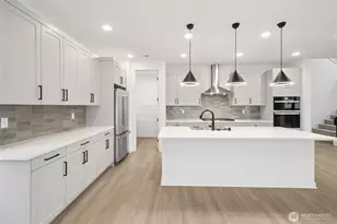 20307 154th St E, Bonney Lake, WA 98391 - Photo 5