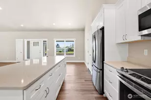 19106 Nutmeg St SW, Rochester, WA 98579 - Photo 3