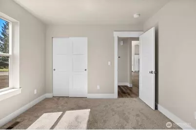 19106 Nutmeg Street SW, Rochester, WA 98579 - Photo 9