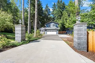 708 3rd St W, Rainier, WA 98576 - Photo 1