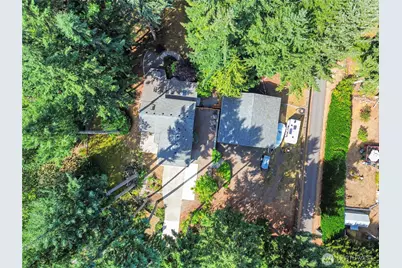 708 3rd Street W, Rainier, WA 98576 - Photo 35