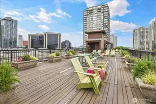 425 Vine St, Seattle, WA 98121 - Photo 17