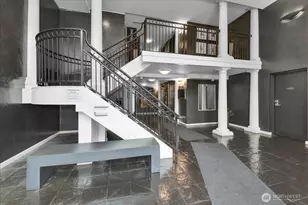 425 Vine St, Seattle, WA 98121 - Photo 13