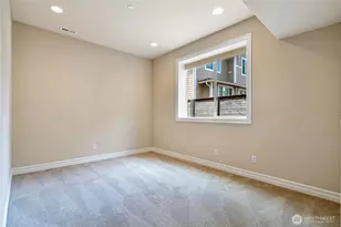 15025 SE 43rd St, Bellevue, WA 98006 - Photo 33