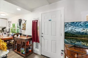 214 Holcomb Ave, Kelso, WA 98626 - Photo 5