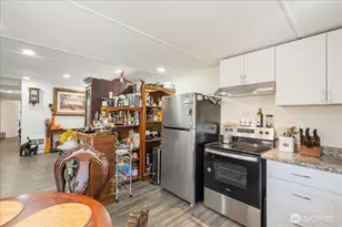 214 Holcomb Ave, Kelso, WA 98626 - Photo 13