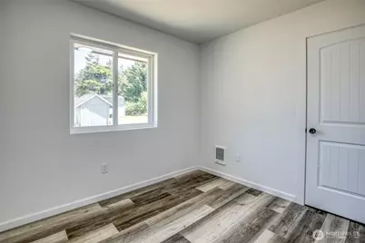 345 Mount Olympus Avenue SE, Ocean Shores, WA 98569 - Photo 15