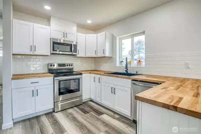 345 Mount Olympus Avenue SE, Ocean Shores, WA 98569 - Photo 9