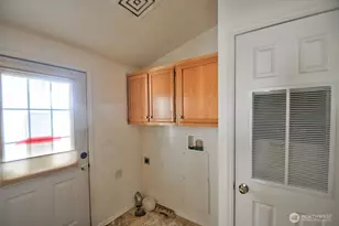 71 SE Lupine Ct, Shelton, WA 98584 - Photo 7