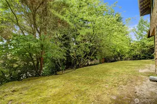 2305 88th Ave NE, Clyde Hill, WA 98004 - Photo 7