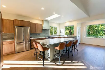 6223 Ebbert Drive SE, Port Orchard, WA 98367 - Photo 3