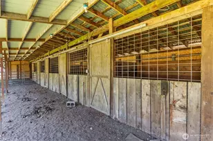 9241 Littlerock Rd SW, Olympia, WA 98512 - Photo 37