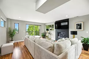 8221 S 121st St, Seattle, WA 98178 - Photo 11