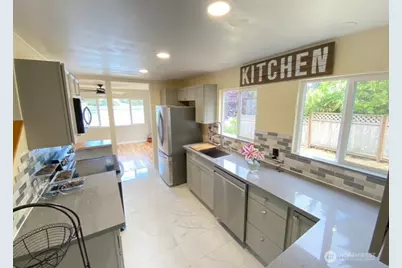 1304 Madrona Beach Road NW, Olympia, WA 98502 - Photo 13