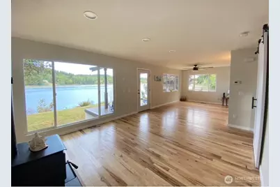 1304 Madrona Beach Road NW, Olympia, WA 98502 - Photo 17