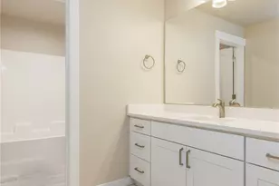 921 W Ted Yao Way, Moses Lake, WA 98837 - Photo 17