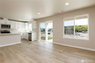 921 W Ted Yao Way, Moses Lake, WA 98837 - Photo 5