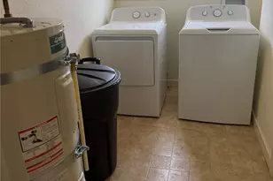 1019 Duryea St, Raymond, WA 98577 - Photo 11