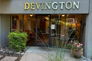 7600 SE 29th St, Mercer Island, WA 98040 - Photo 1