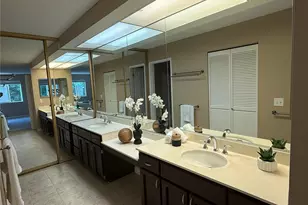 7600 SE 29th St, Mercer Island, WA 98040 - Photo 9