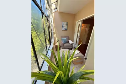 7600 SE 29th St #501, Mercer Island, WA 98040 - Photo 13