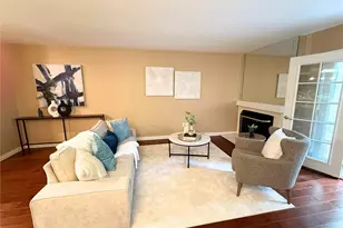 7600 SE 29th St, Mercer Island, WA 98040 - Photo 3