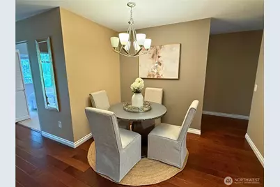 7600 SE 29th St #501, Mercer Island, WA 98040 - Photo 7