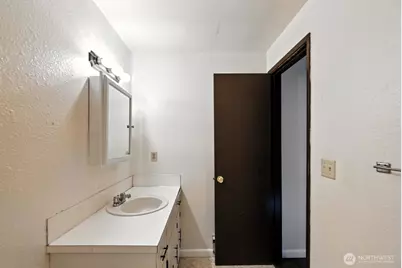 1738 S 82nd Street, Tacoma, WA 98408 - Photo 9