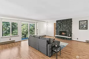 2520 Cascade Pl W, University Place, WA 98466 - Photo 9