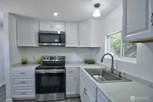 15503 Cedar Park Rd SE, Olalla, WA 98359 - Photo 3