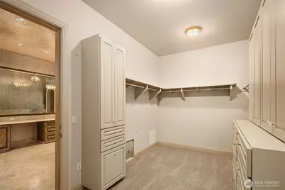 15805 SE 16th Street, Bellevue, WA 98008 - Photo 29