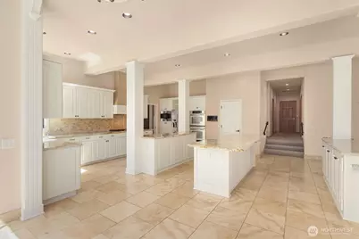 15805 SE 16th Street, Bellevue, WA 98008 - Photo 25