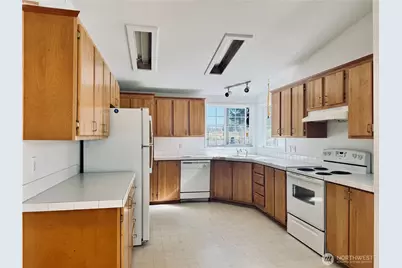 21 SE Iris Place, Shelton, WA 98584 - Photo 9