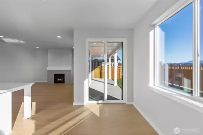 20334 146th Street Ct E #703, Bonney Lake, WA 98391 - Photo 9