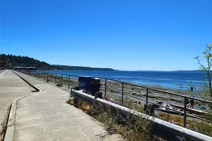 3204 Alki Ave SW, Seattle, WA 98116 - Photo 33