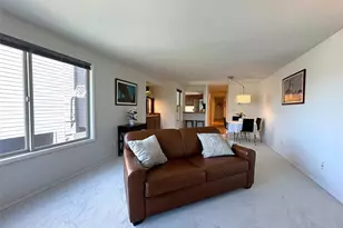 3204 Alki Ave SW, Seattle, WA 98116 - Photo 9