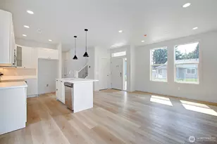 442 Washington St, Woodland, WA 98674 - Photo 9