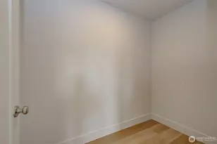 442 Washington St, Woodland, WA 98674 - Photo 21