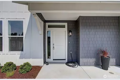 442 Washington Street, Woodland, WA 98674 - Photo 5